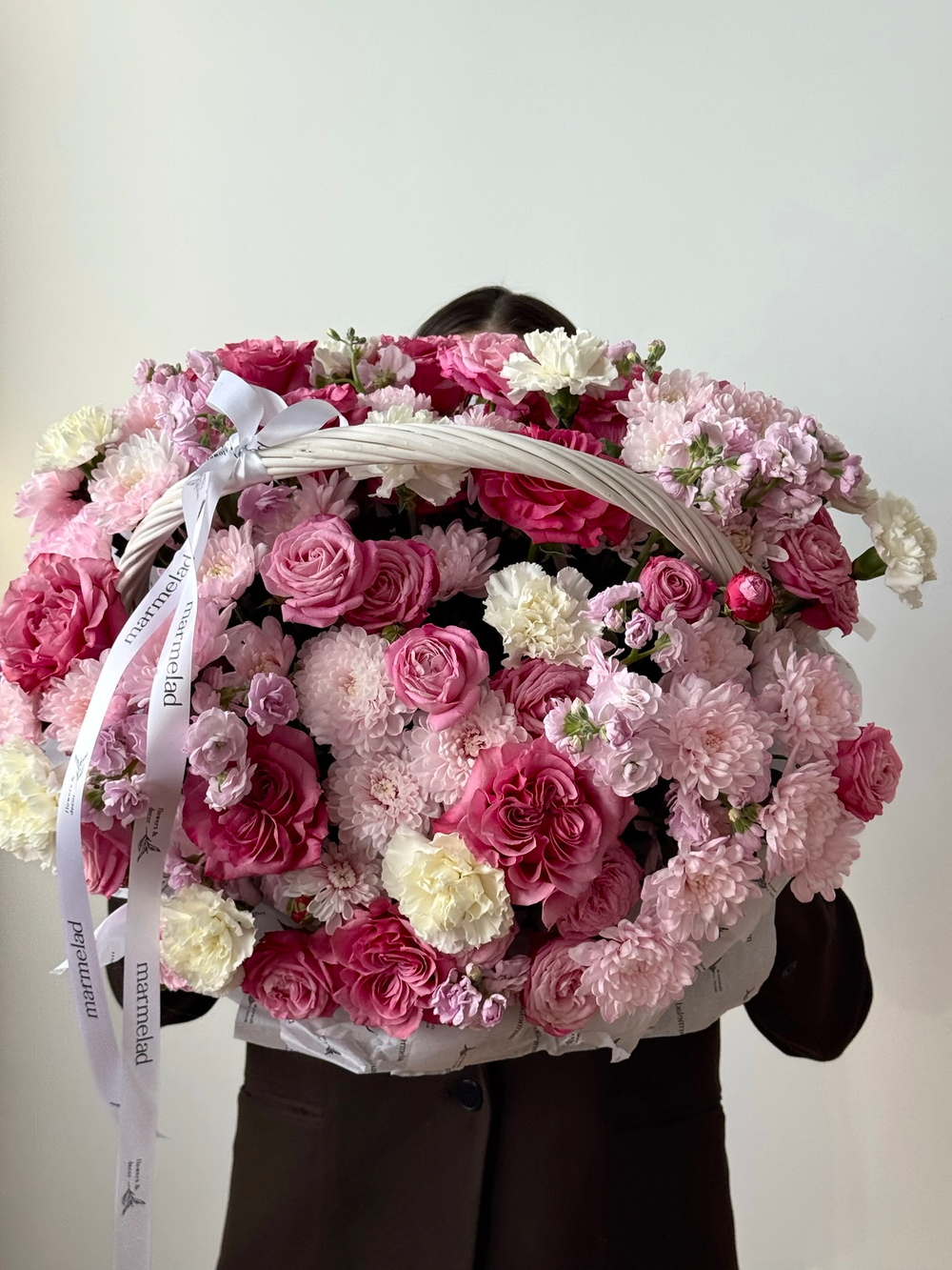 Цветочная корзина в розовых оттенках размер XL