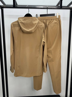 Прогулочный костюм Kiton