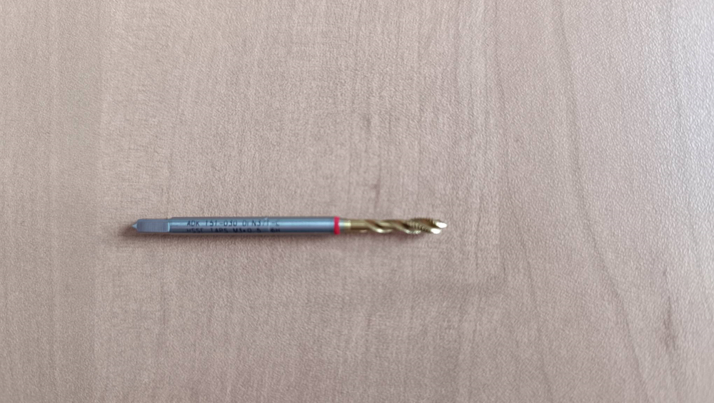 Метчик машинный М3 DIN371-С 6H V40 HSSE TiN Red box ADK151-030