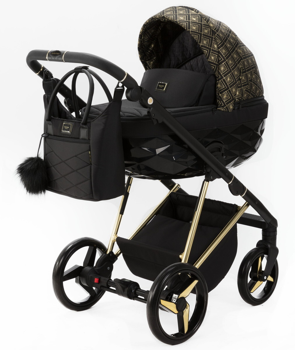 Детская коляска Adamex Quantum SE Exclusive 3 в 1 Q-DW518 (ЧЕРНЫЙ+ЗОЛОТОЙ ОРНАМЕНТ+ЗОЛОТО РАМА)