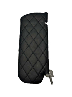 Чехлы на козырьки Kia Rio, Hyundai Solaris (2011-2017) чёрная нить Бабочка