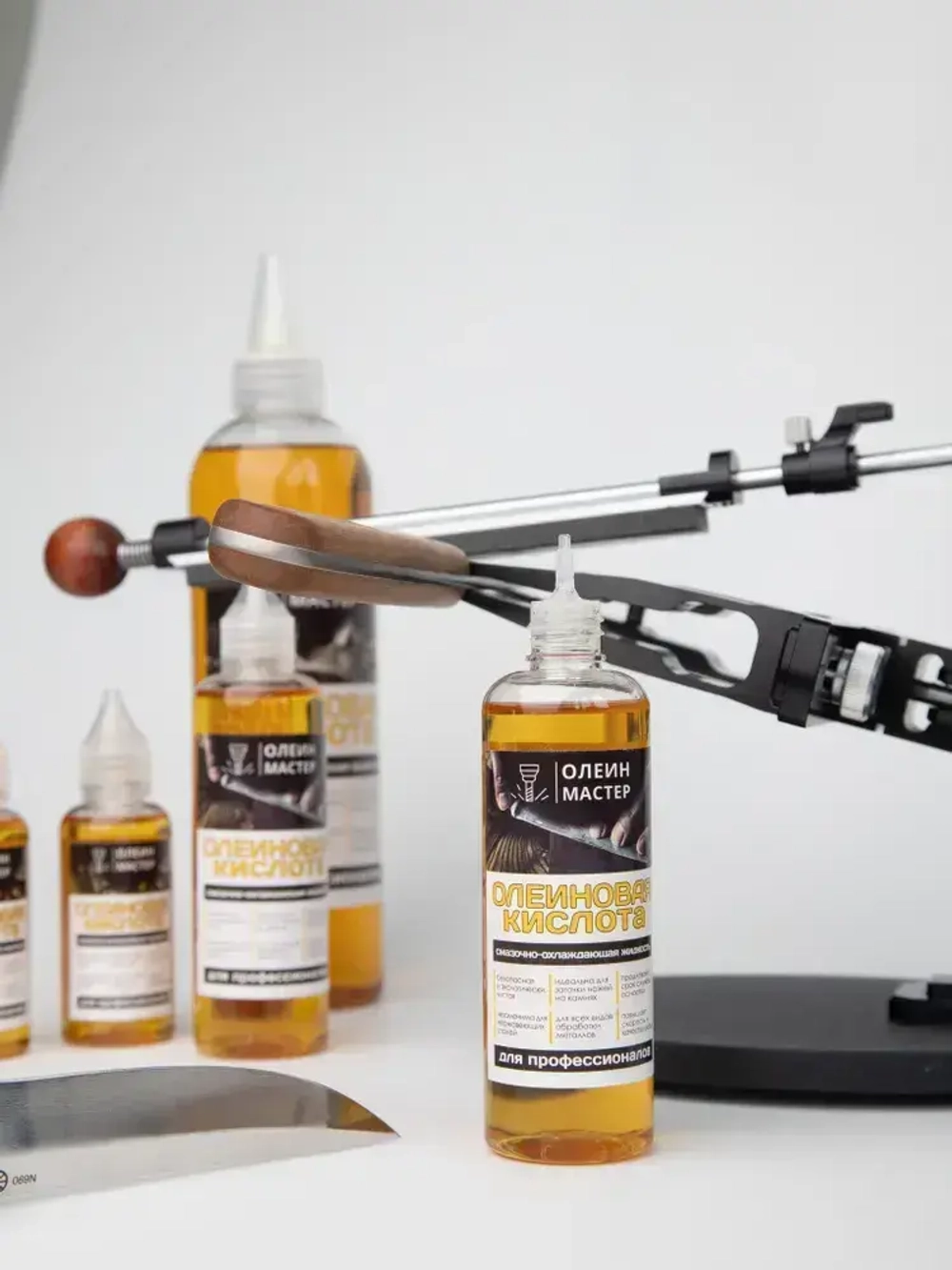 Олеиновая кислота во флаконе с удобным дозатором (СОЖ, масло для заточки) 100 мл