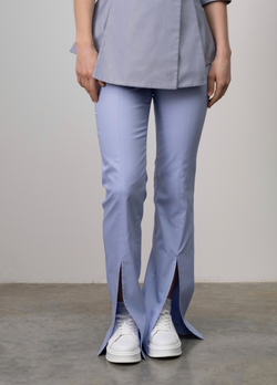 Брюки-клеш с разрезом