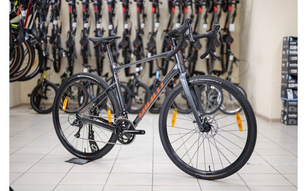 Шоссейный велосипед Giant Revolt 2 (2022)