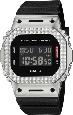 Часы Casio GM-5600M-1