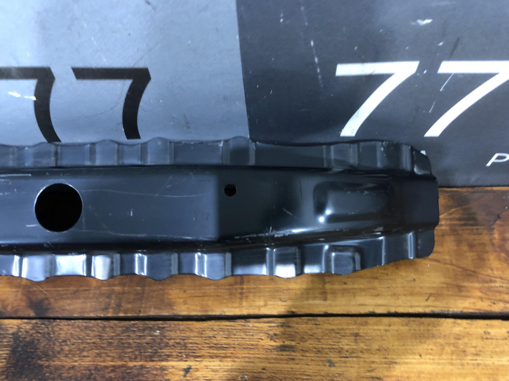 Поперечина передней панели Land Cruiser 200 Новая Оригинал 5716160020