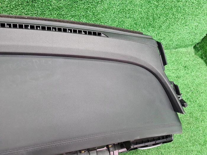 Торпедо Geely Monjaro (2021-н.в.)