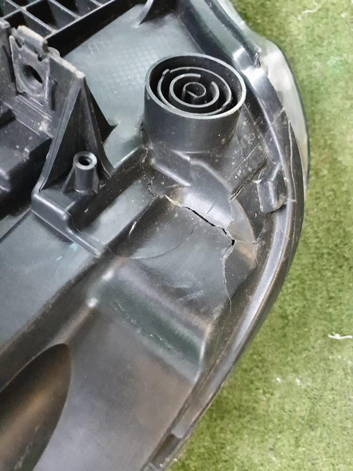 Битая Фара левая BMW X1 F48 (2015-2019) LED