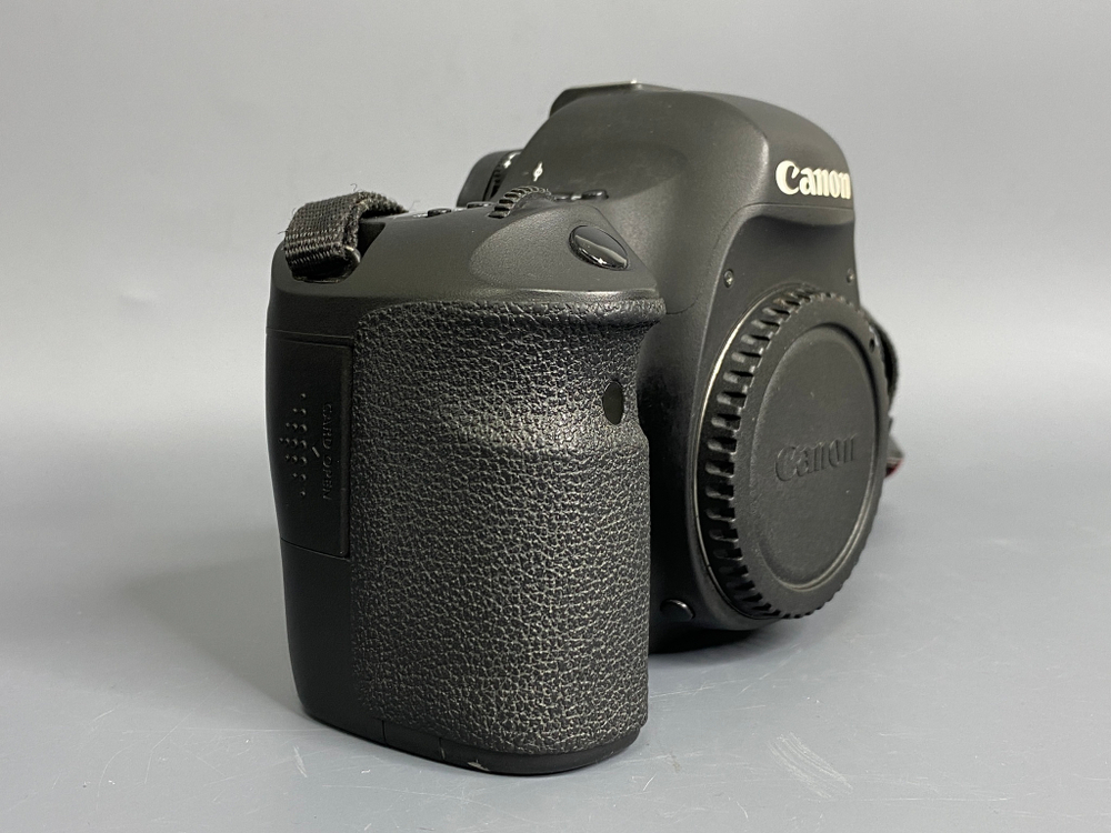 Canon EOS 6D 153.000 кадров
