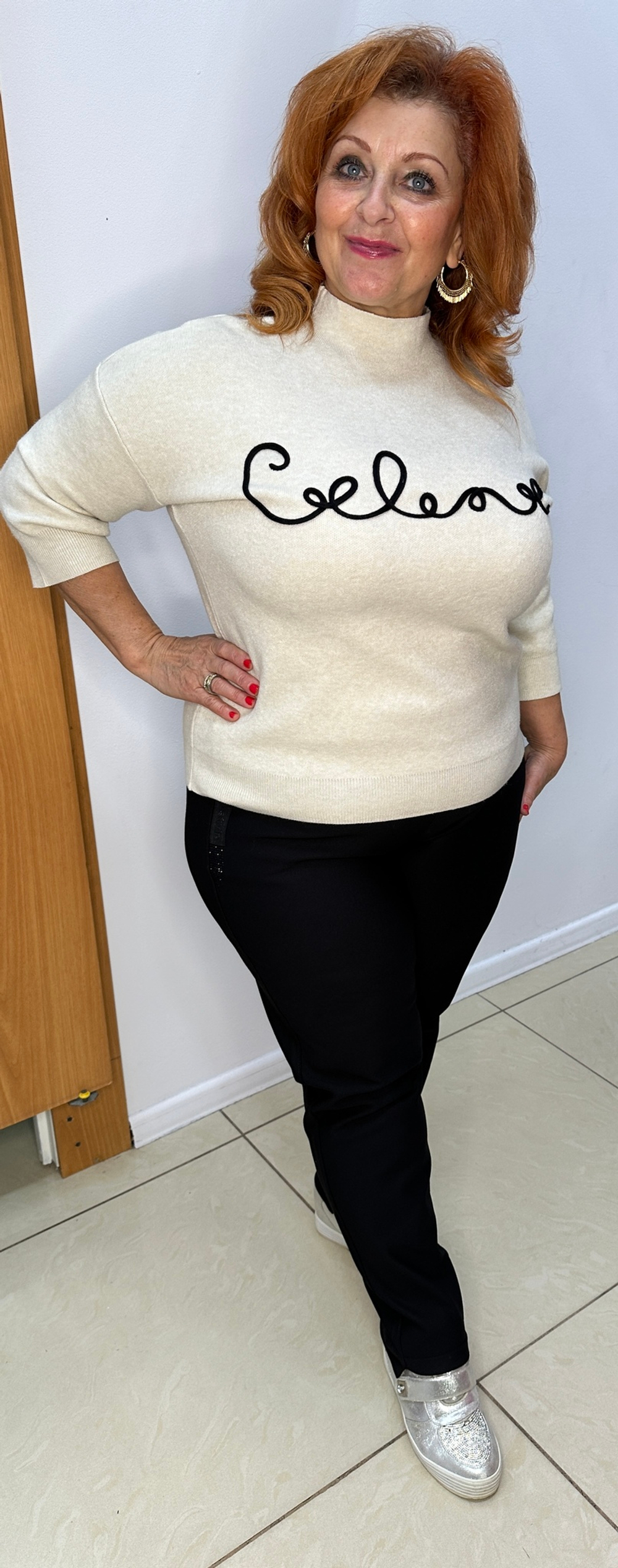 Однотонный джемпер с надписью