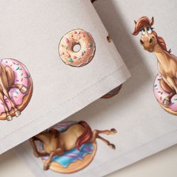 НАБОР ПОЛОТЕНЕЦ ИЗ 2ШТ "ЛОШАДЬ В ПОНЧИКАХ",СЕРЫЙ,40Х60СМ ТВИЛ,100% ХЛОПОК