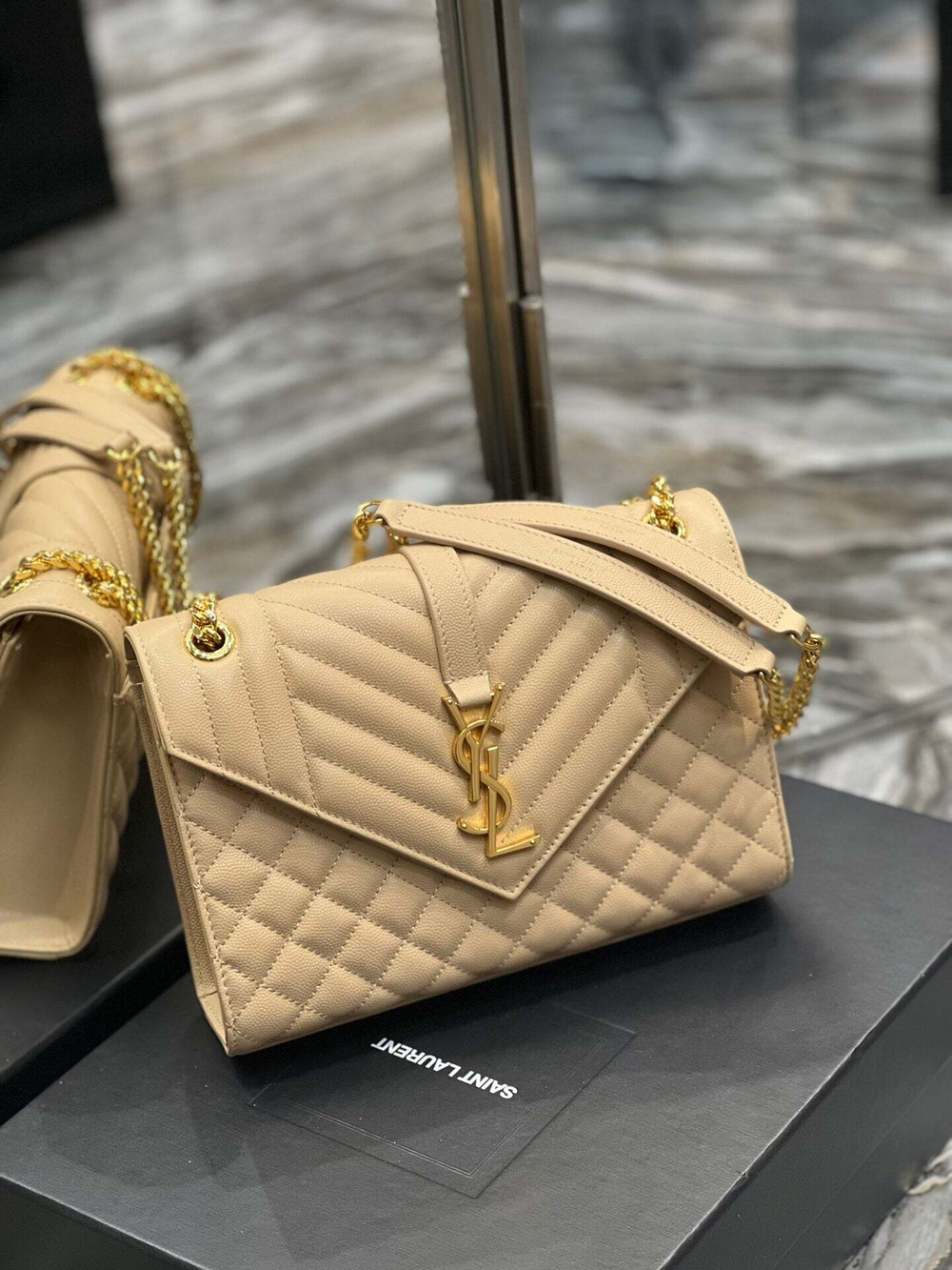 Yves Saint Laurent Envelope 24 cm