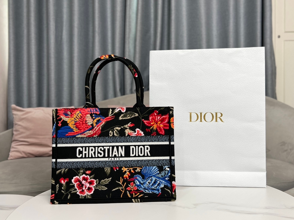 Christian Dior Book Tote 36 cm