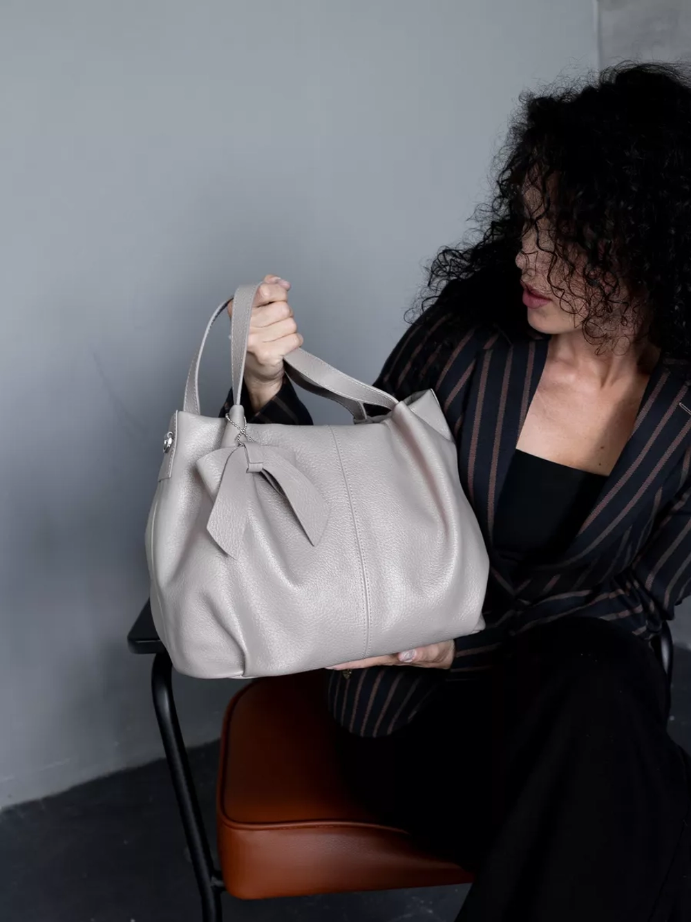 сумка через плечо классическая натуральная кожа