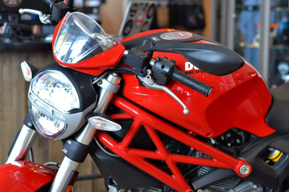 Ducati Monster 696 (2014)