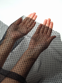 Сетка эластичная горошек в ромбик черная метражом