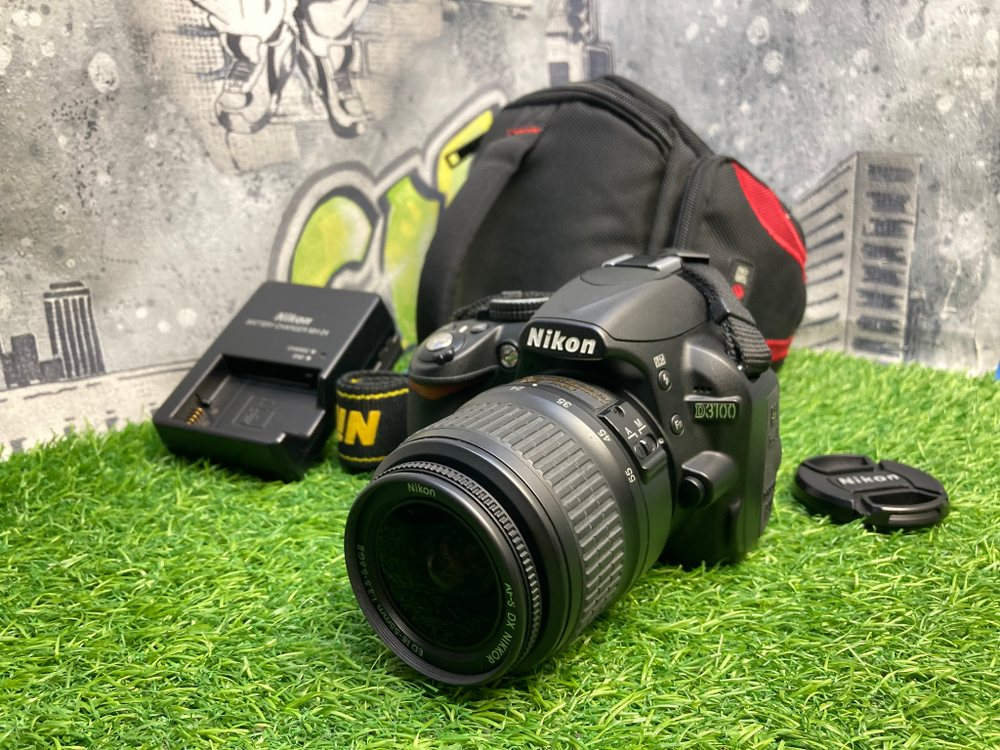 Nikon D3100 Kit 18-55mm (4.650 кадров)