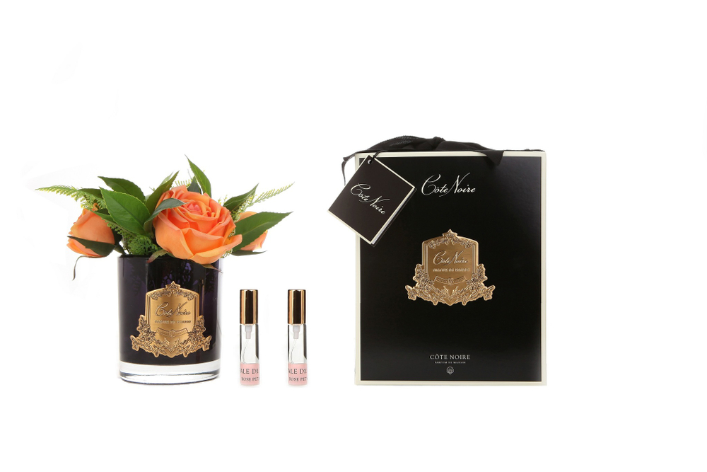 Букет роз ароматизированный в черной вазе и 2 спрея 21х17х17 Cote Noire Signature Roses