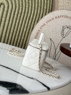 Chanel Vanity Bag 17 cm