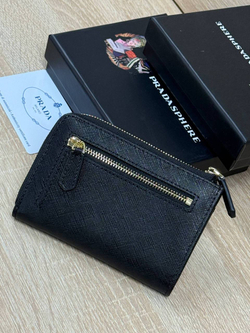 Визитница Prada