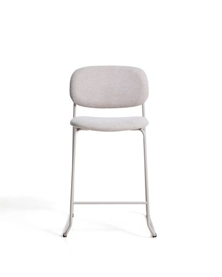 Полубарный стул Meli из бежевой синели с металлическими ножками, 65 см