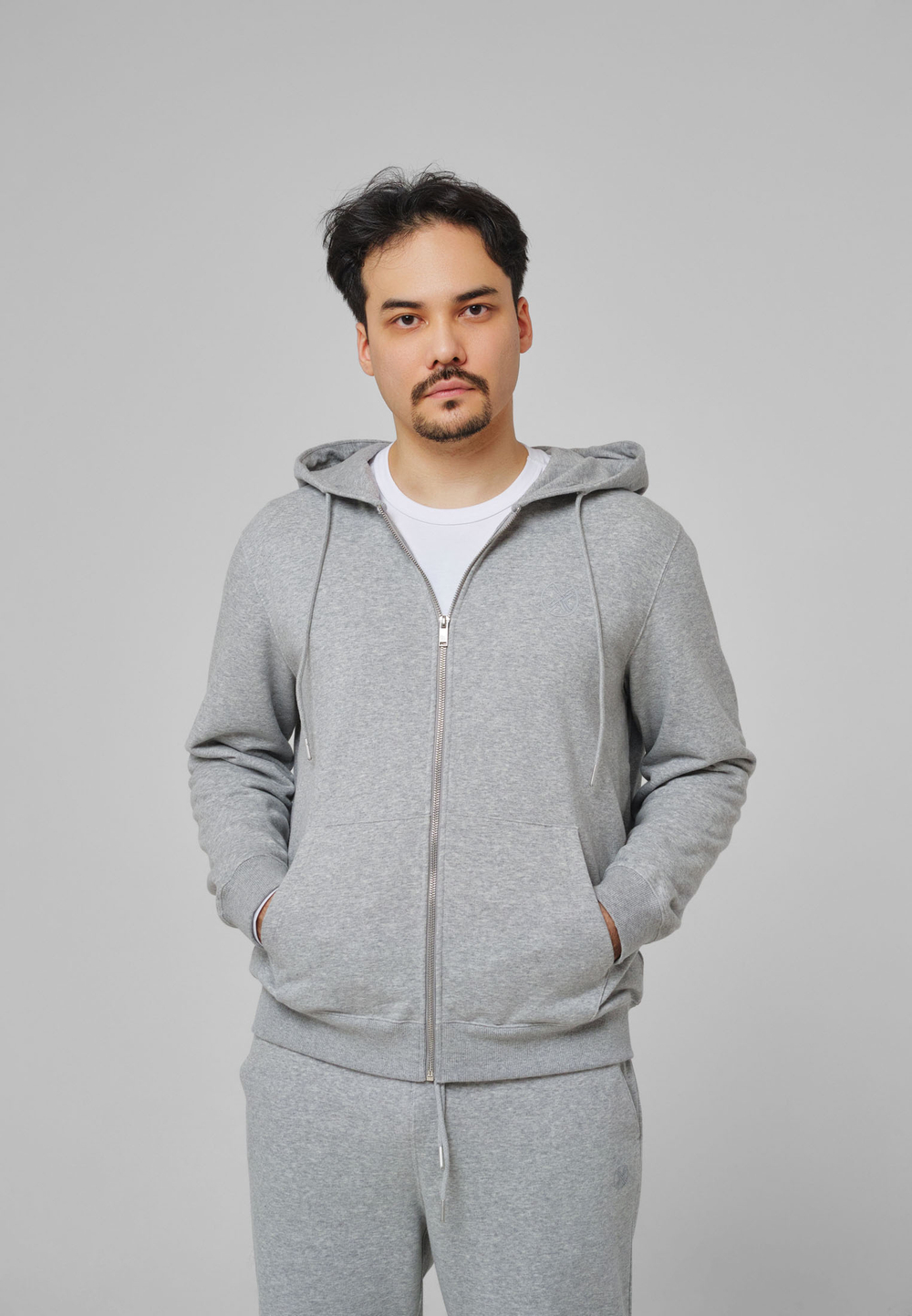 Кофта на замке с капюшоном трикотаж ARGYMAQ GREY