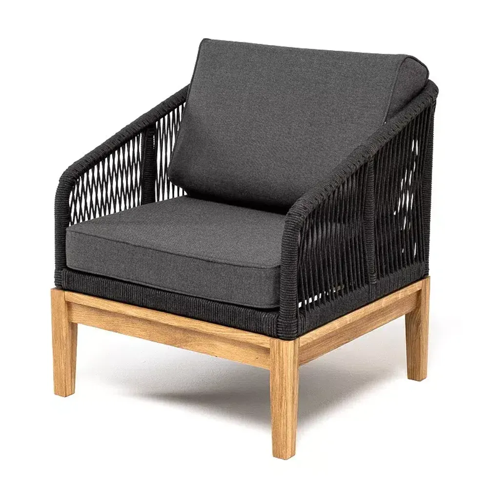 "Канны" кресло плетеное из роупа, основание дуб, роуп темно-серый круглый, ткань темно-серая 027