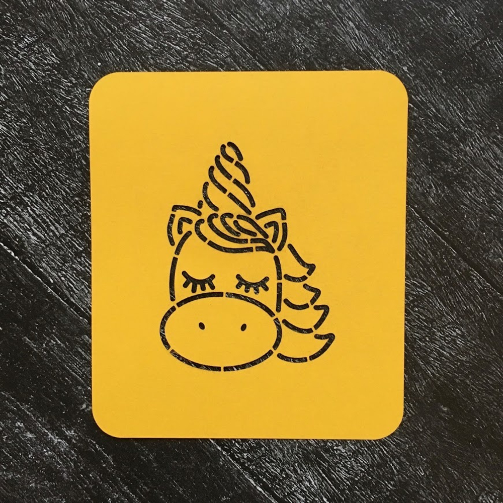 Голова единорога №1