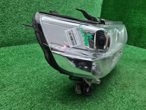 Фара правая Land Cruiser 200 (2015-2021) LED