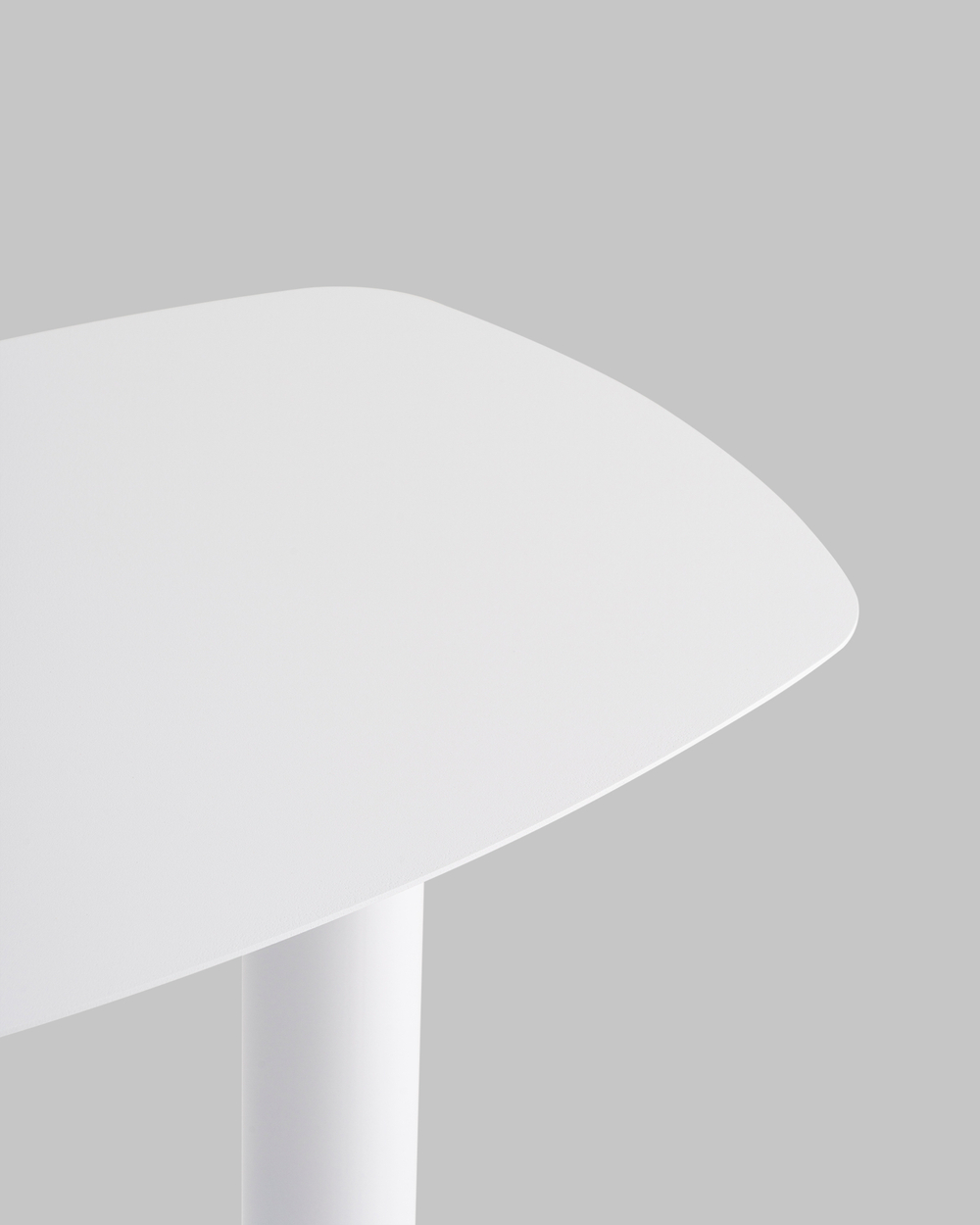 Журнальный столик Eanna L металл белый