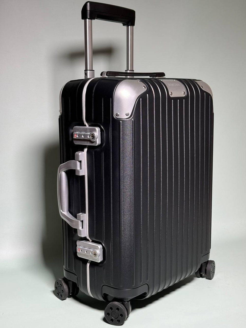 Чемодан Rimowa