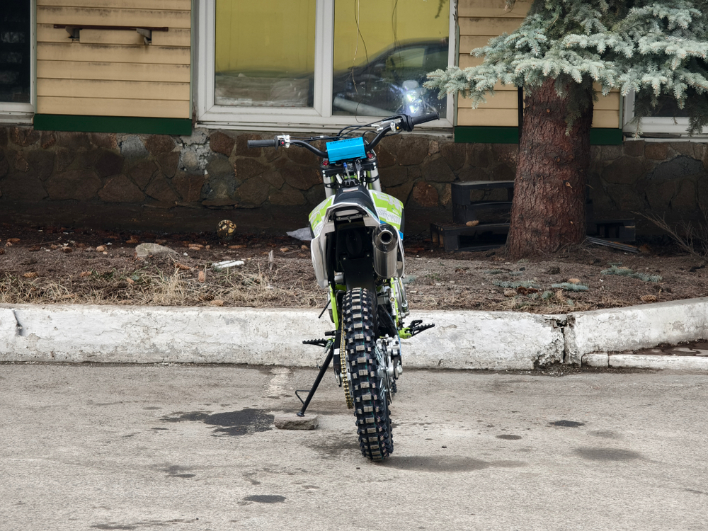 Мотоцикл кросс Apollo Thunder-250 (110/90-18)