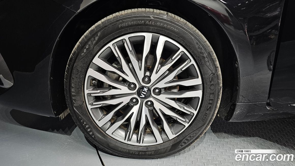 Kia K7 (Cadenza) Premier 3.0 GDI Noblesse (12.2019)