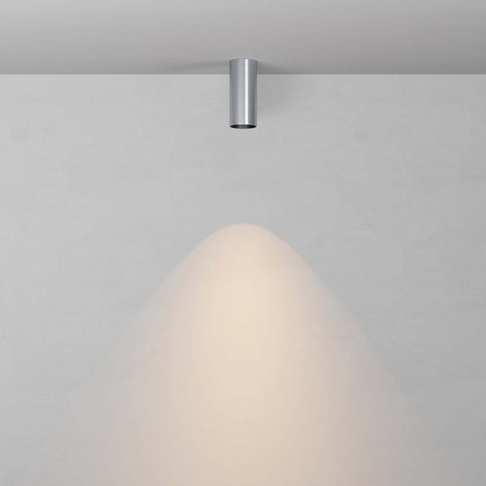 Накладной светильник Maytoni Technical FOCUS LED C056CL-L12W2.7K-W-PT