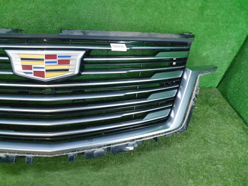Решетка радиатора Cadillac Escalade 5 (2020-н.в.)