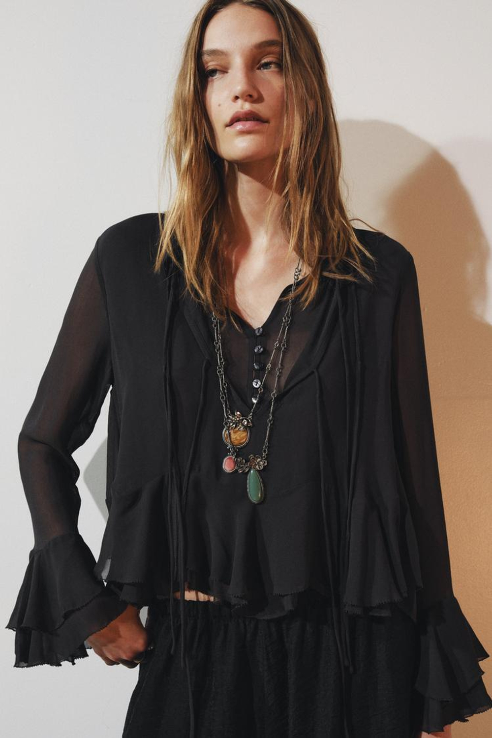 ZARA РУБАШКА С ВОЛАНАМИ — ZW COLLECTION, ТЕМНО-СЕРЫЙ