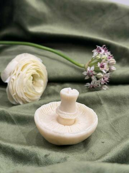 Свеча интерьерная "Шампиньон" белого цвета