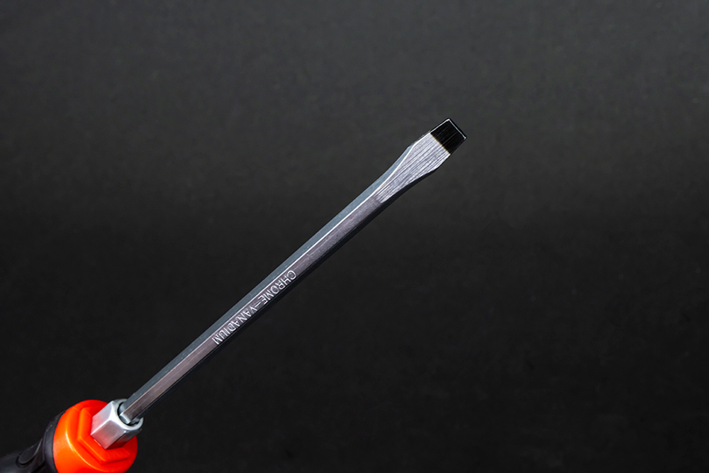 Отвертка шлицевая силовая SL6х150 CS-30.6.2