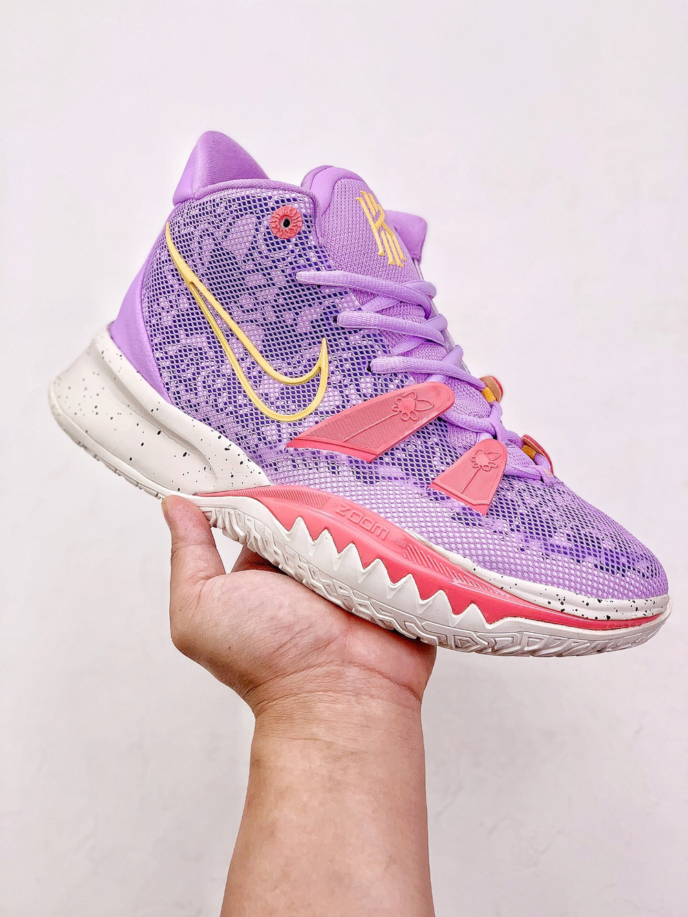 Купить баскетбольные кроссовки  Nike Kyrie 7 Daughters Azurie