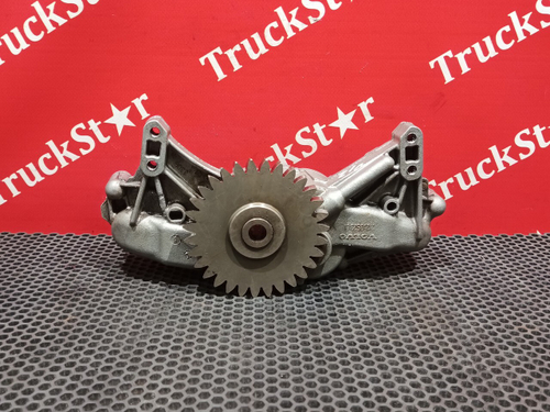 Насос масляный 2016г