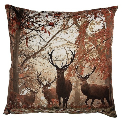 Наволочка декоративная "Олени в лесу" 45x45см Полиэстер