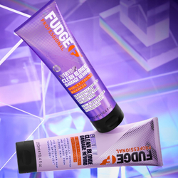 Fudge Everyday Clean Blonde Damage Rewind Conditioner - кондиционер для ежедневного использования для светлых и балаяжных волос /   250  ml  / GTIN 5060420339376