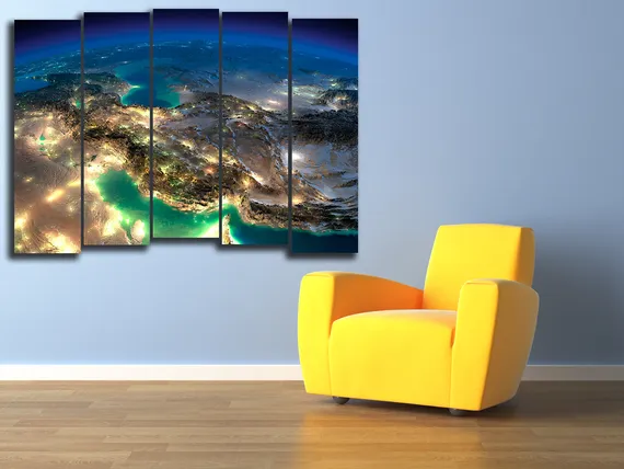 Модульная картина "Ночная Земля из космоса"