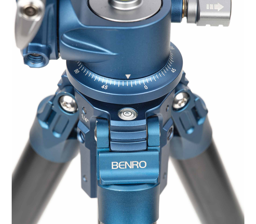 Штатив Benro TSSL18CPHVF3 Super Slim карбоновый