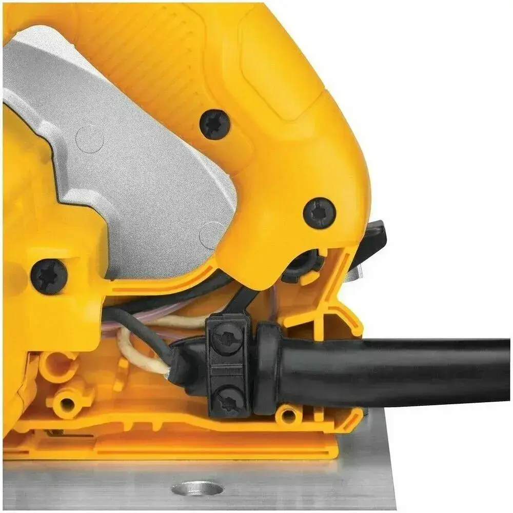 Циркулярная пила (дисковая) DeWalt DWE575K-QS, 1600 Вт, диаметр диска 190 мм, 5500 об/мин