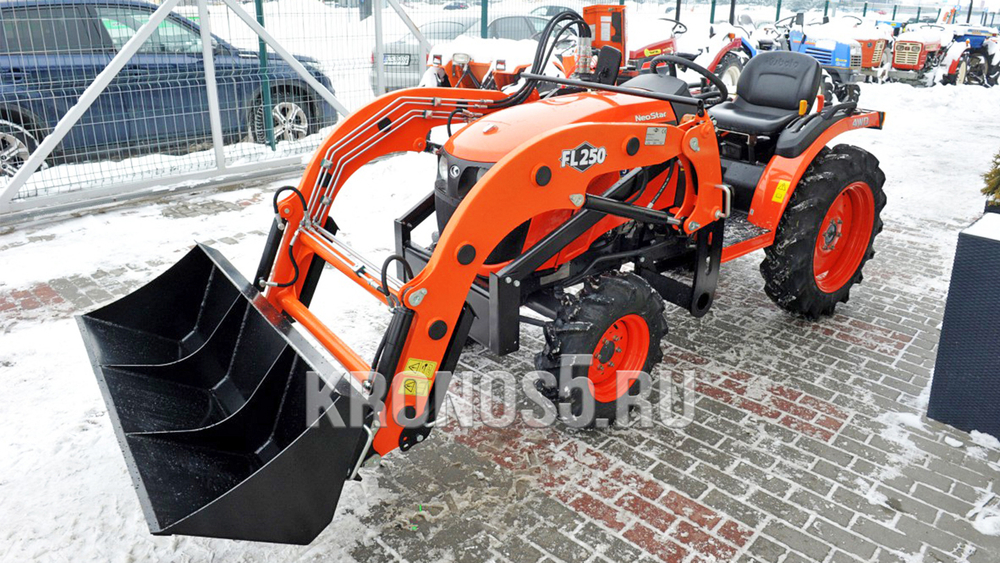 Трактор Kubota | Кубота B2441 9+3 (Kubota India) STD agri 7.00-12 / 8.3-20 (с ПСМ)