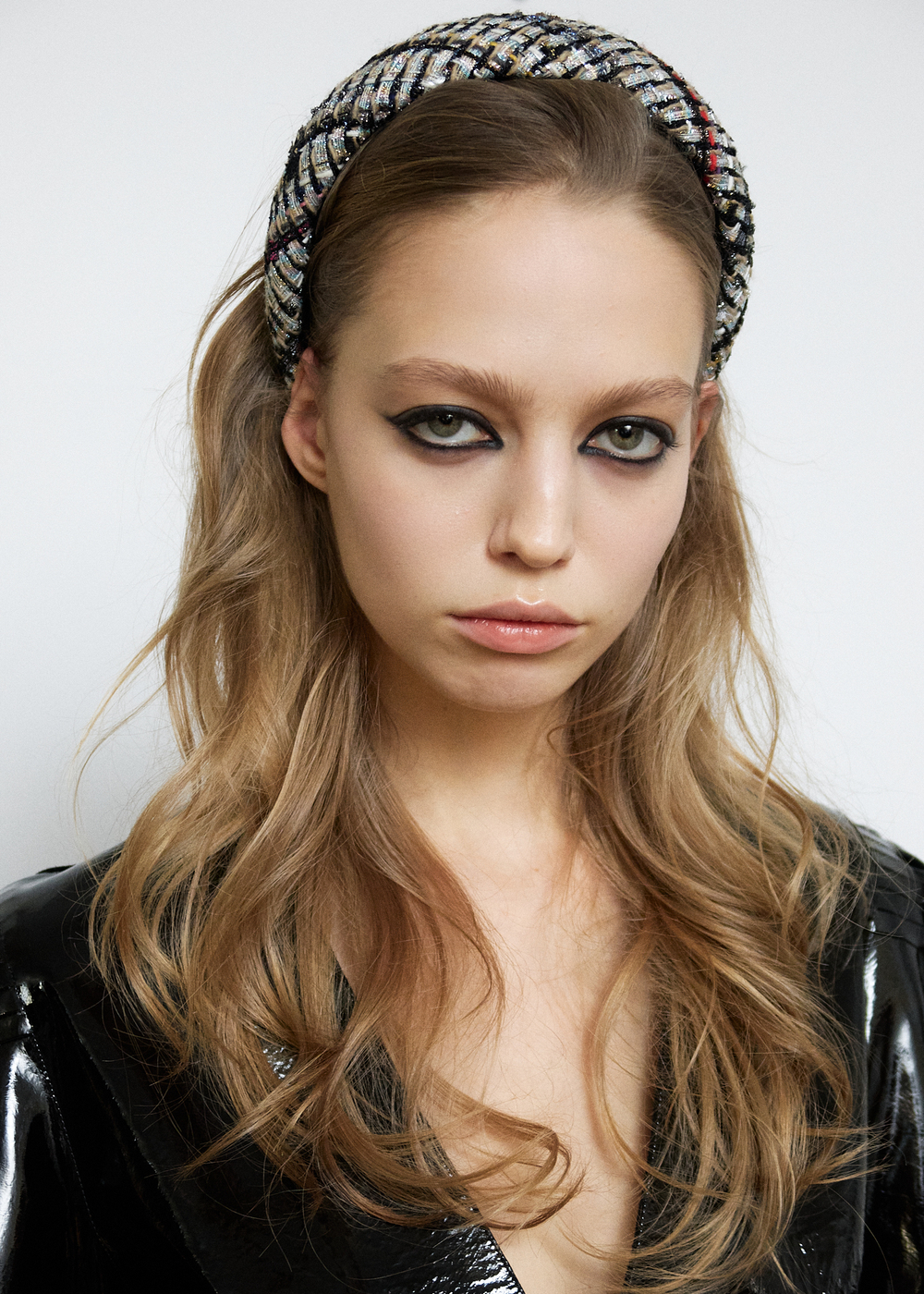 Твидовый ободок серый с цветными нитями