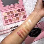 Beauty Creations Палитра теней с соблазнительными оттенками Tease Me