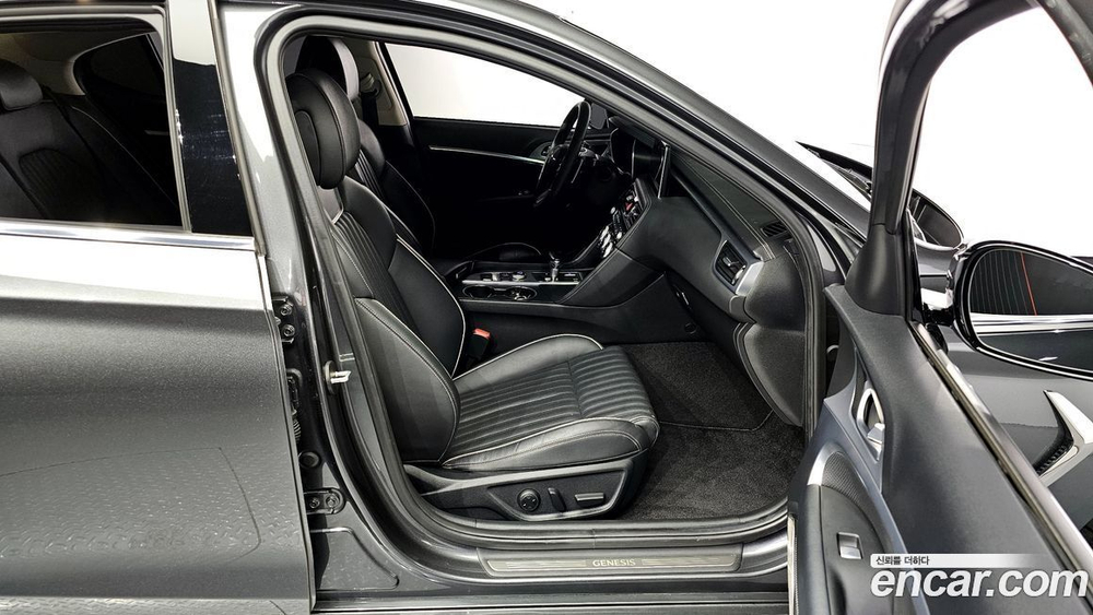 Genesis G70 2.2D (10.2019)