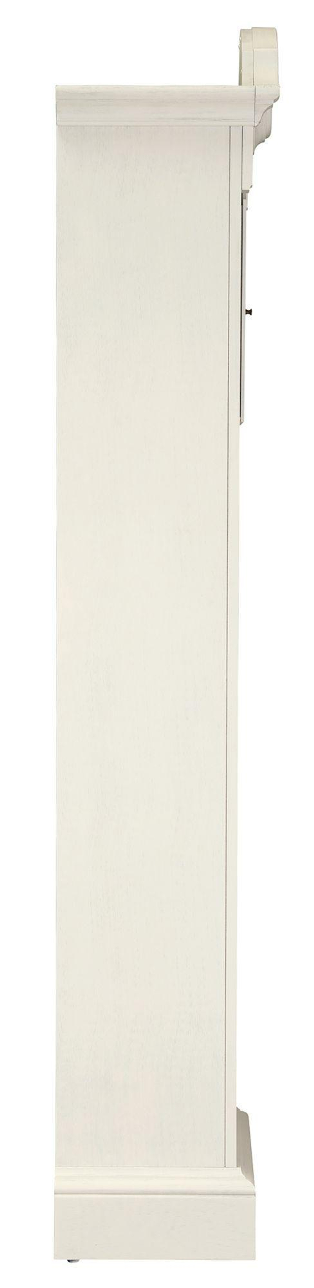 Часы напольные Howard Miller 611-301